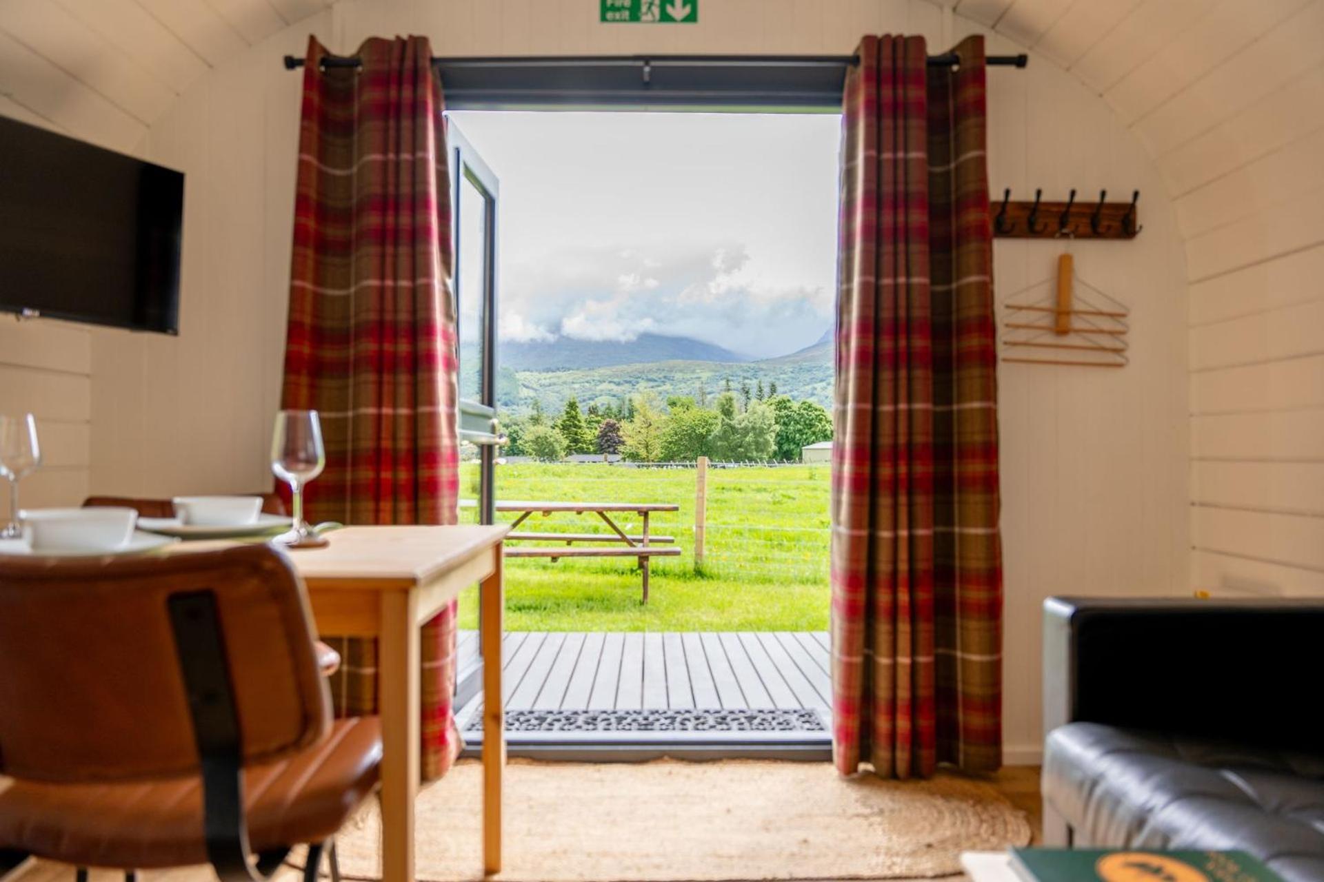 Ben Nevis Pod Villa Fort William Exteriör bild